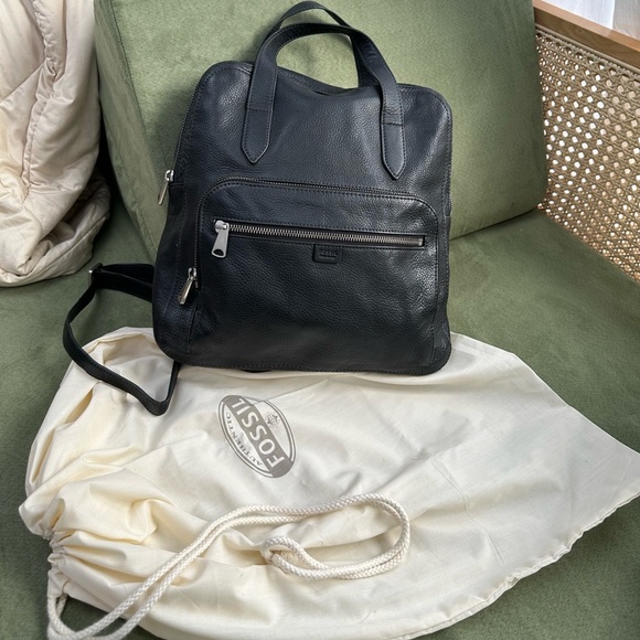 Fossil Pebbled Black Leather Backpack with Dust Bag - Picture 1 of 10